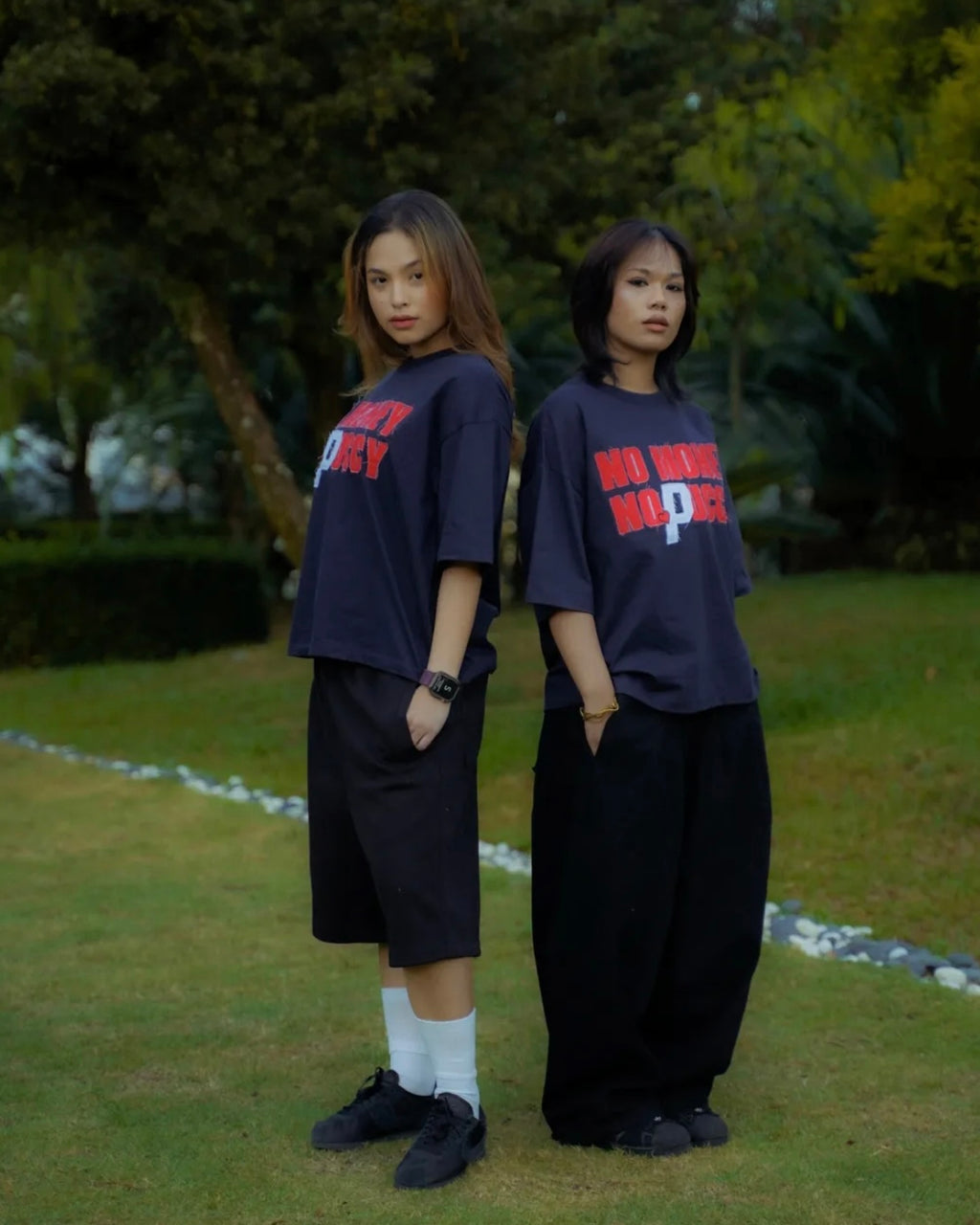 PUCCY NO MONEY NO PUCCY TEE NAVY