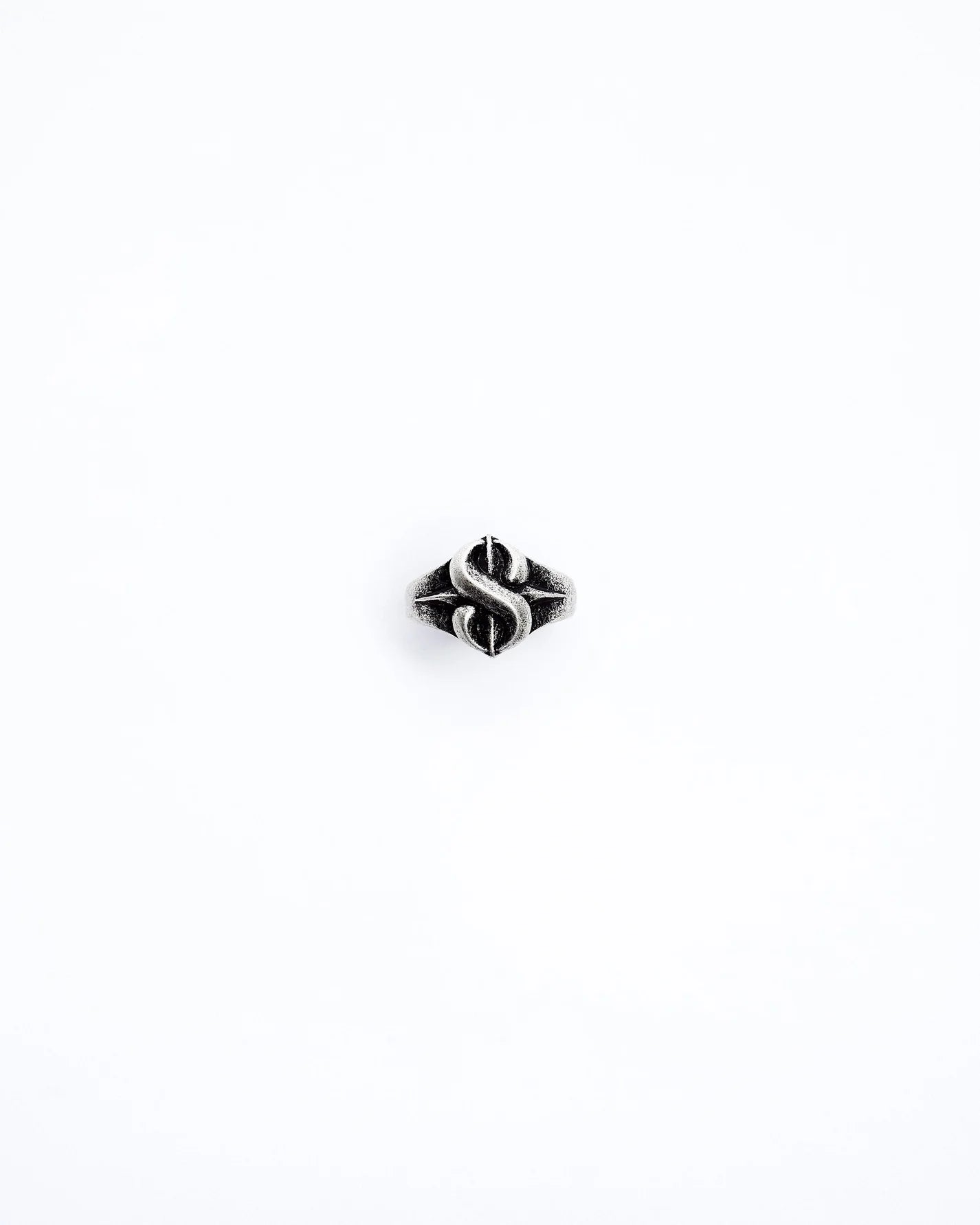 SVG 8TH ANNIVERSARY RING
