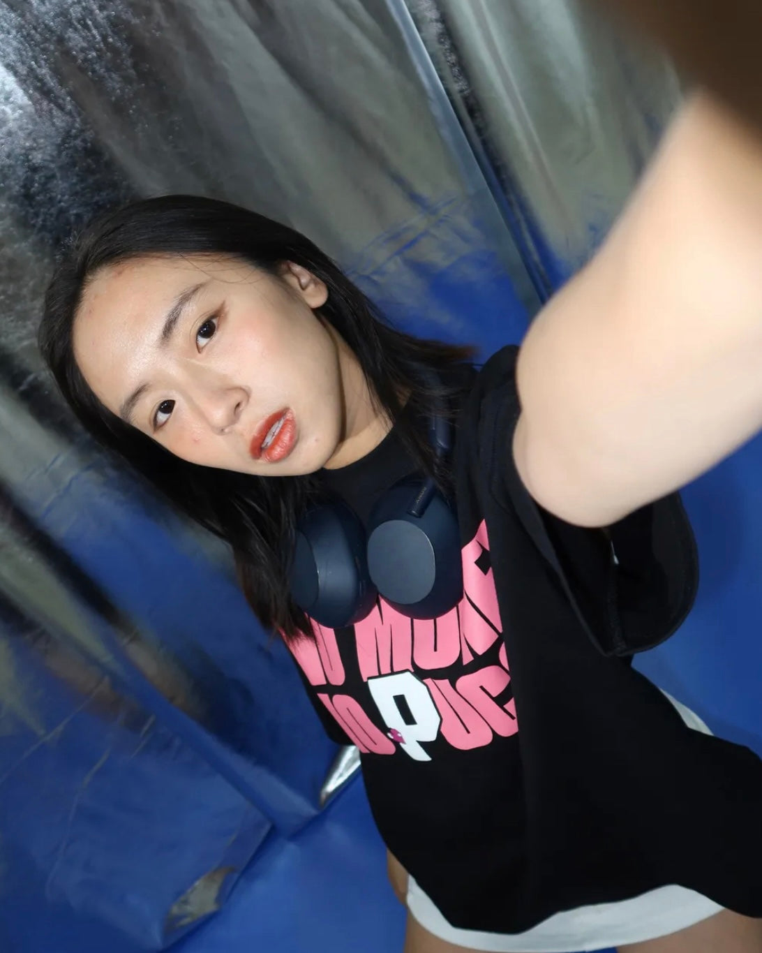 PUCCY NO MONEY NO PUCCY TEE BLACK