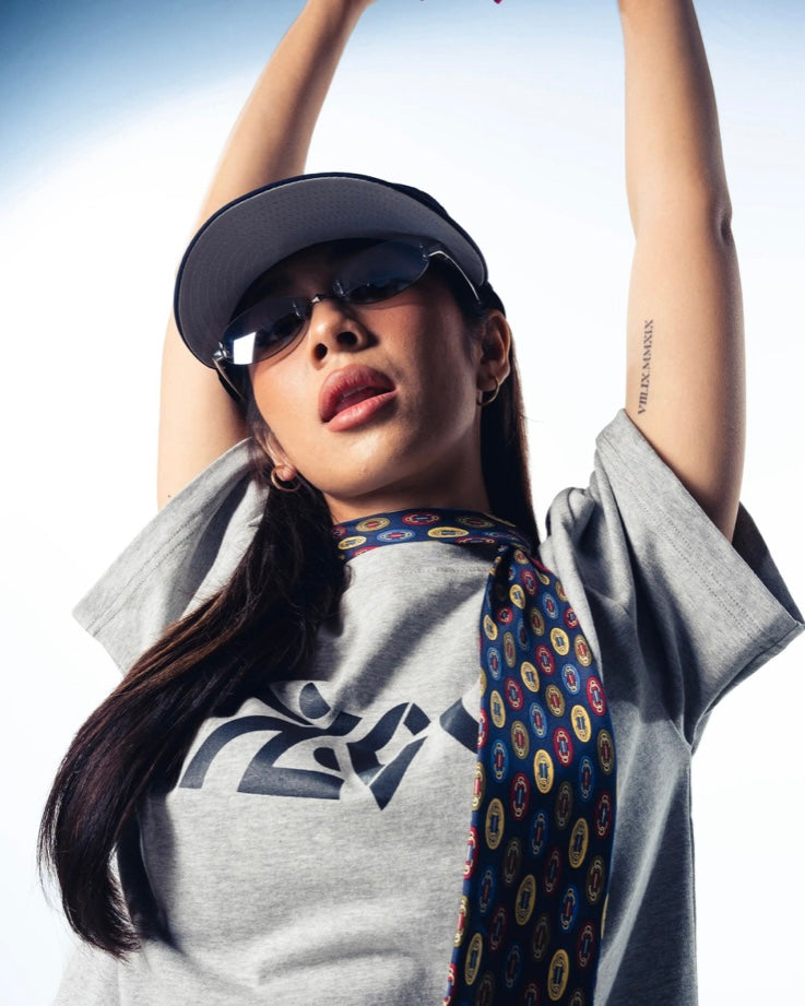 ALL LOVE EDGING TEE GREY